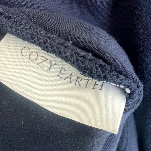 Cozy Earth Men's Blue Quarter-Zip Pullover - Picture 4 of 6